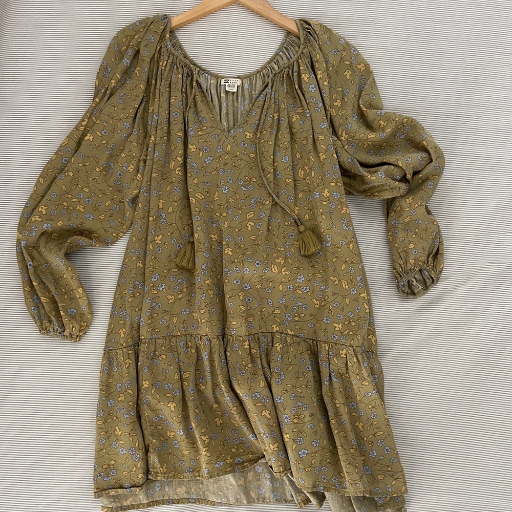 Billabong Oasis Mini Dress; size small